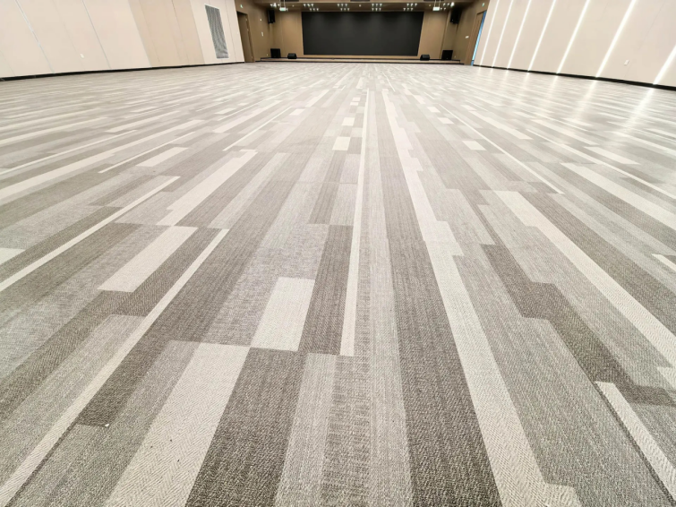 项目实景：大厦内部公共区域